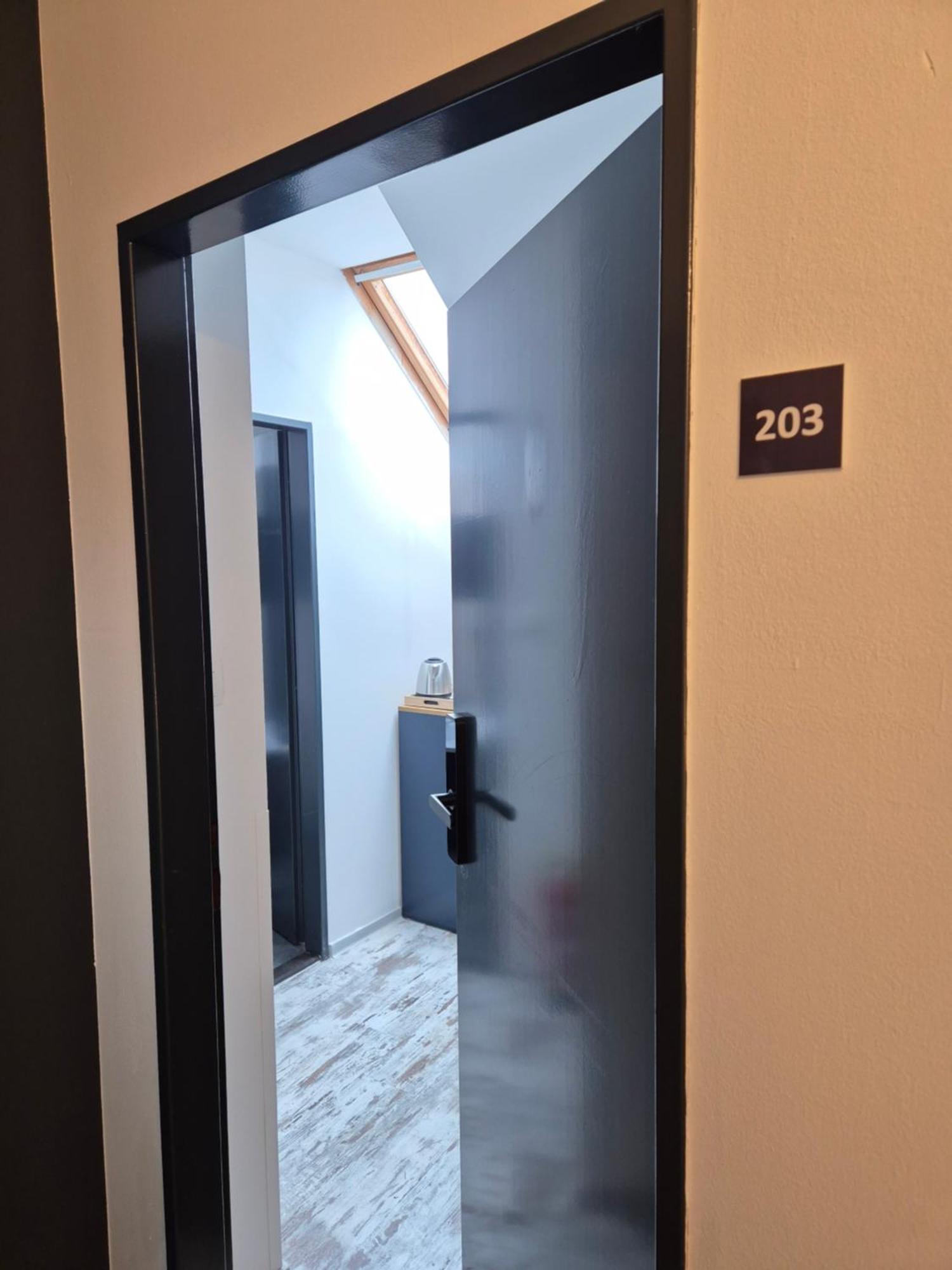 We Stay Apartments Bratislava Ngoại thất bức ảnh